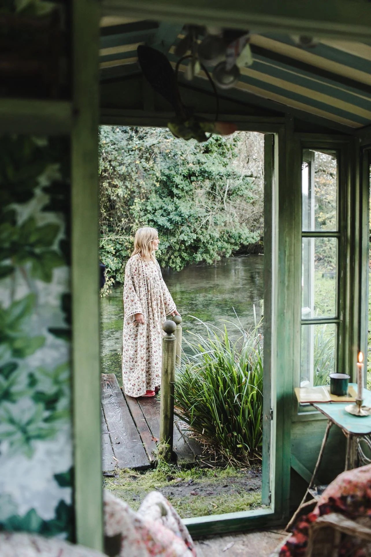 Prairie floral dressing gown / housecoat, cream