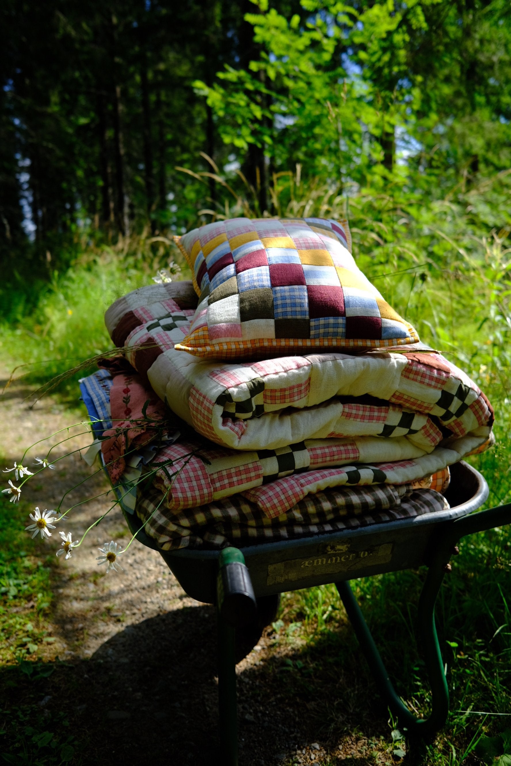 Tilkku patchwork cushion – Projektityyny