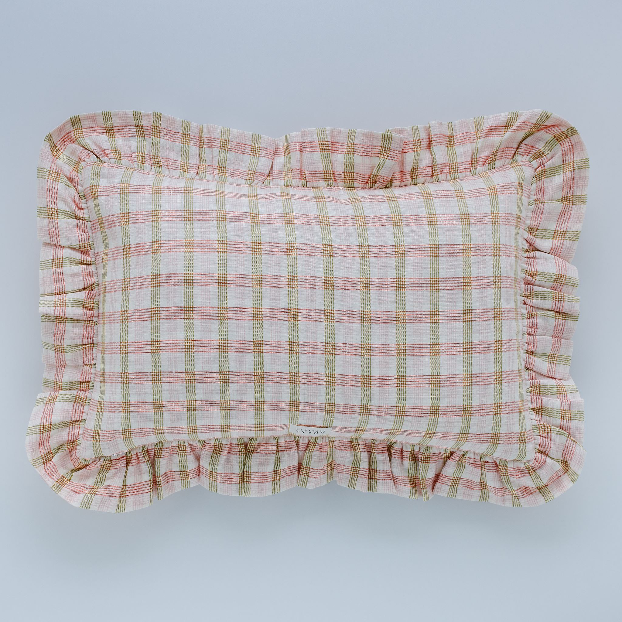 Mökki check frill cushion, pink