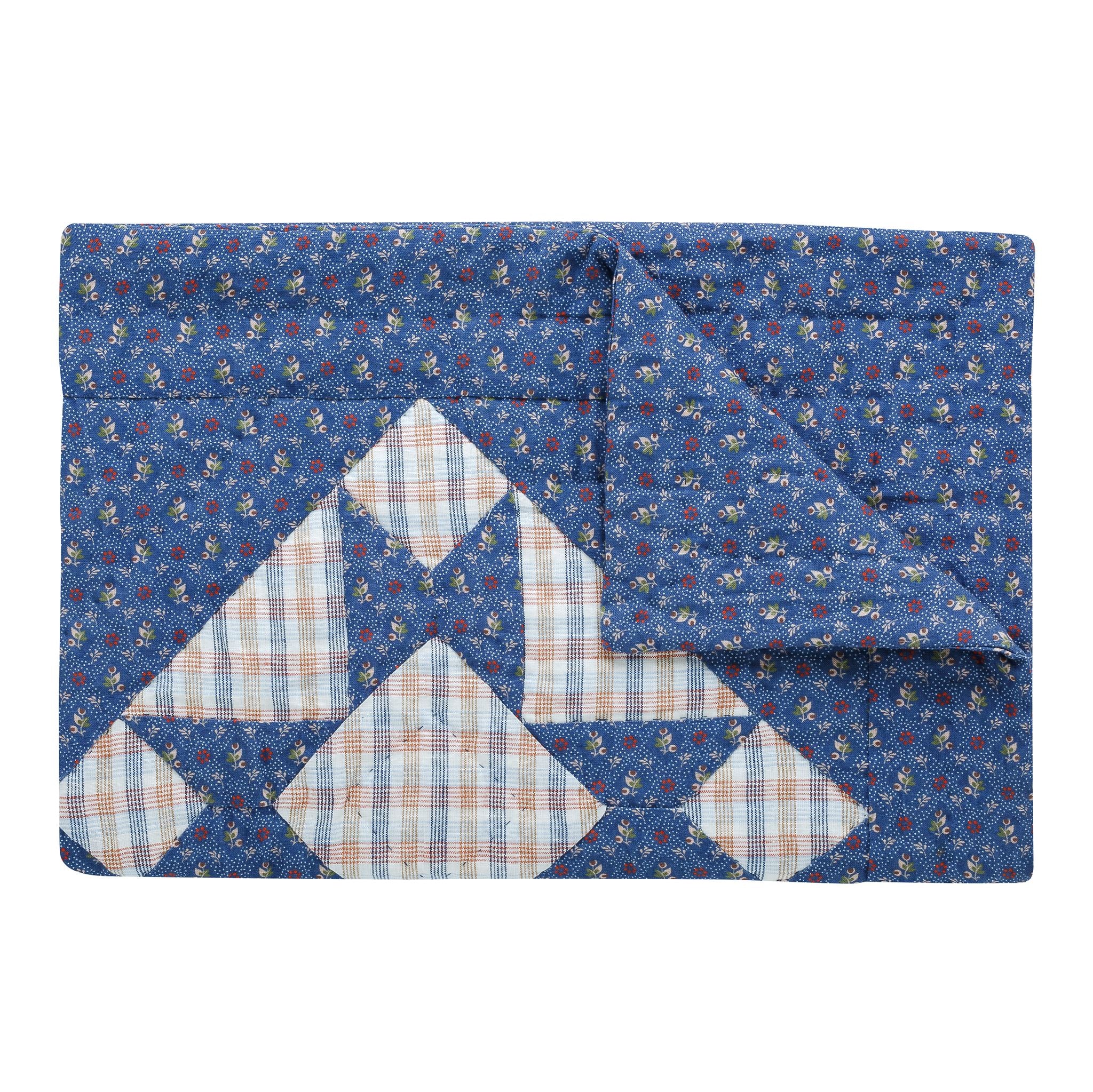 Mökki Patchwork quilt BABY