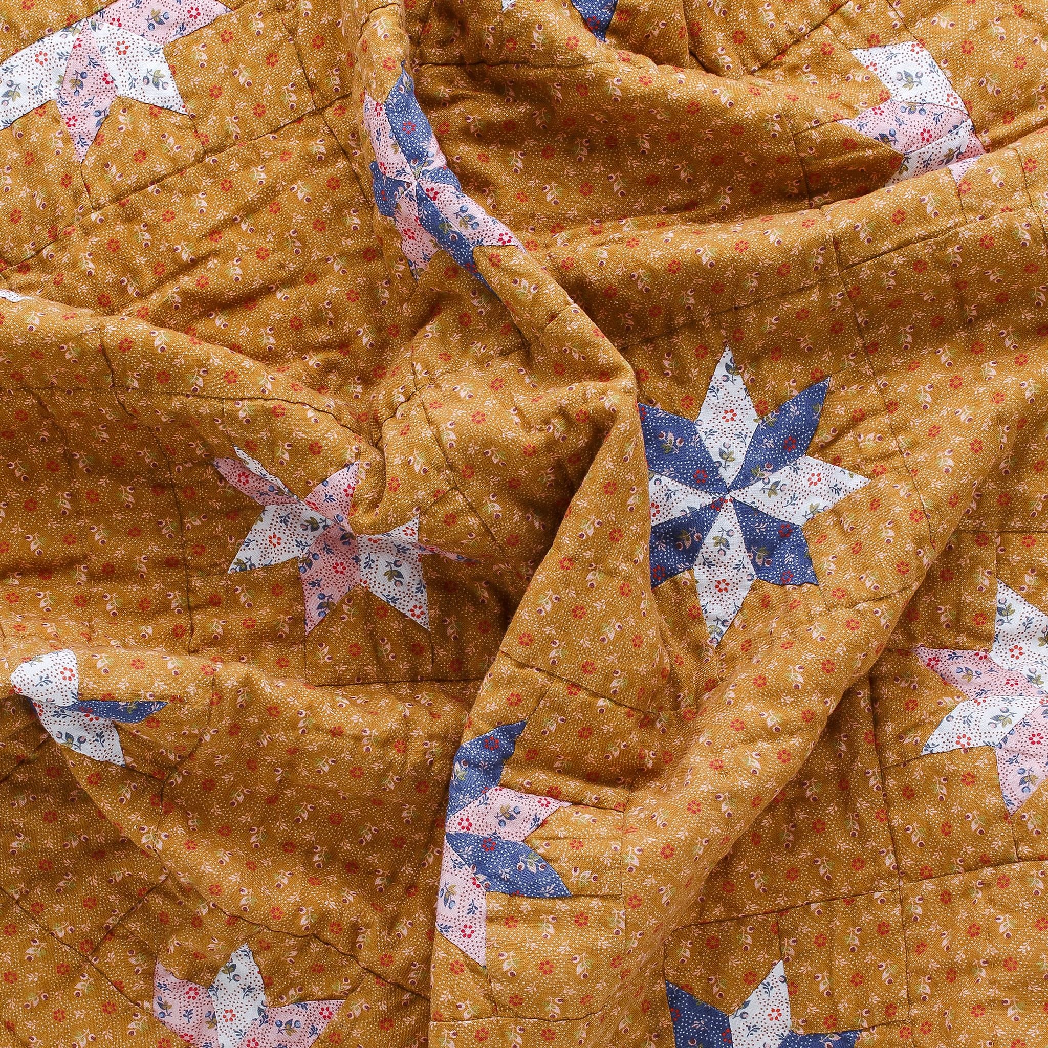 Tähti patchwork quilt BABY, turmeric