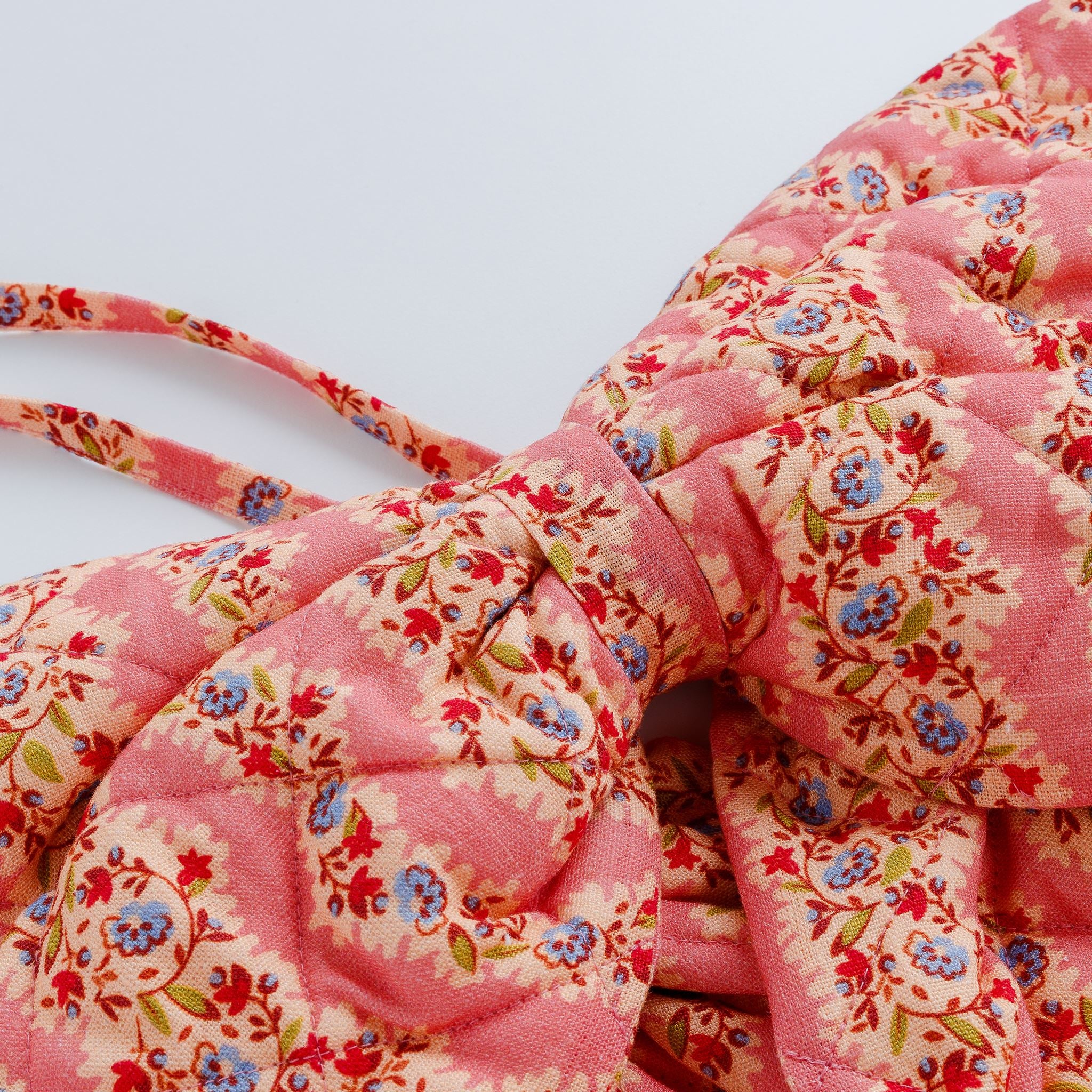 Hedgerow stripe quilted bow, pink