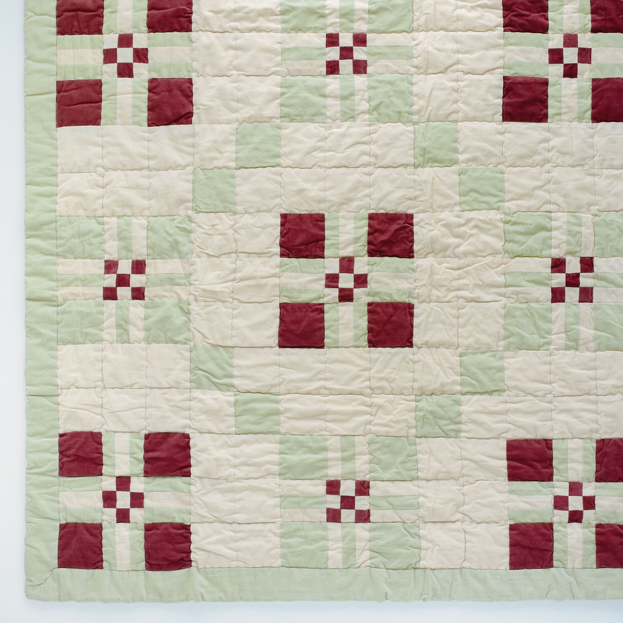 Jester quilt, pistachio/cacao