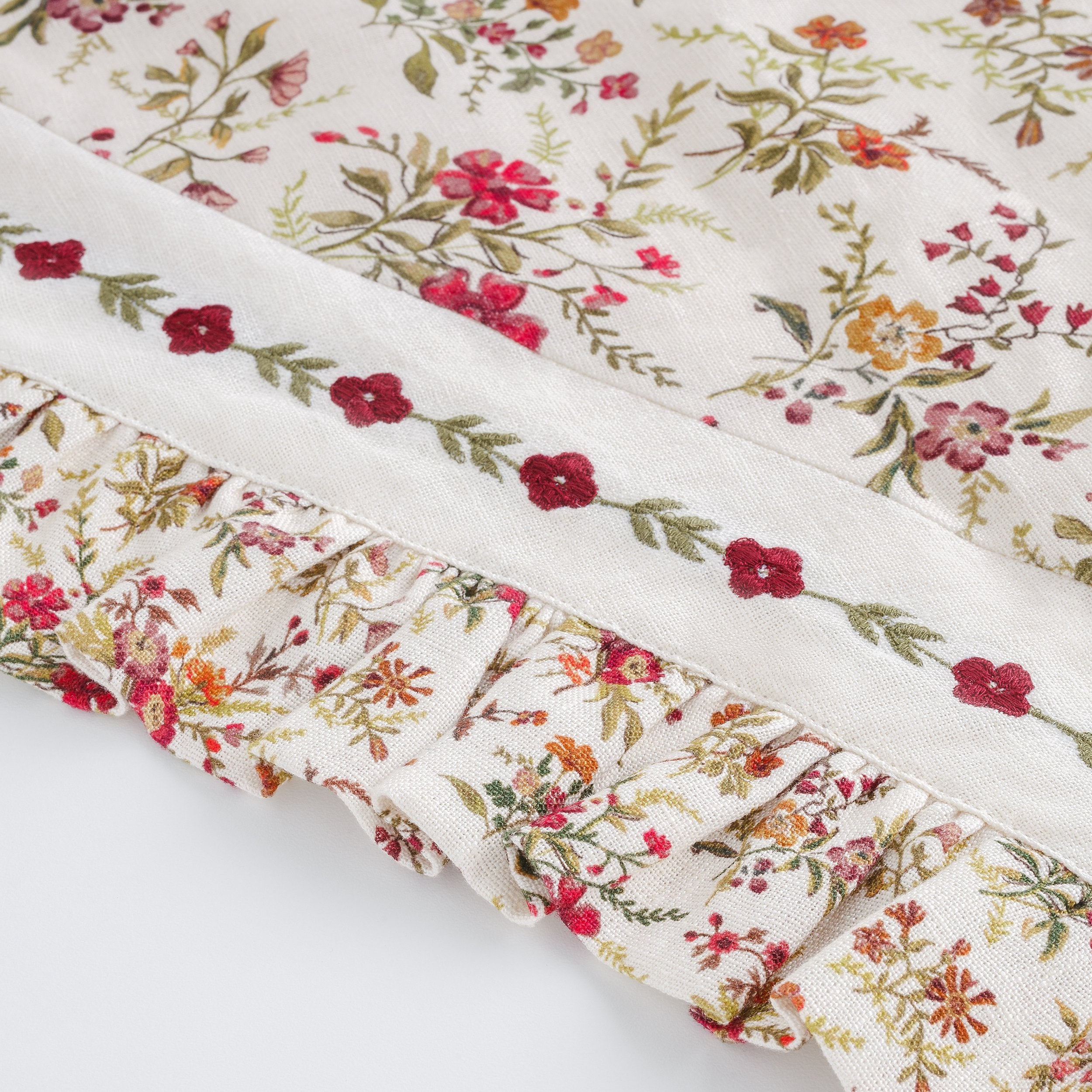 Prairie floral embroidered toran, cream