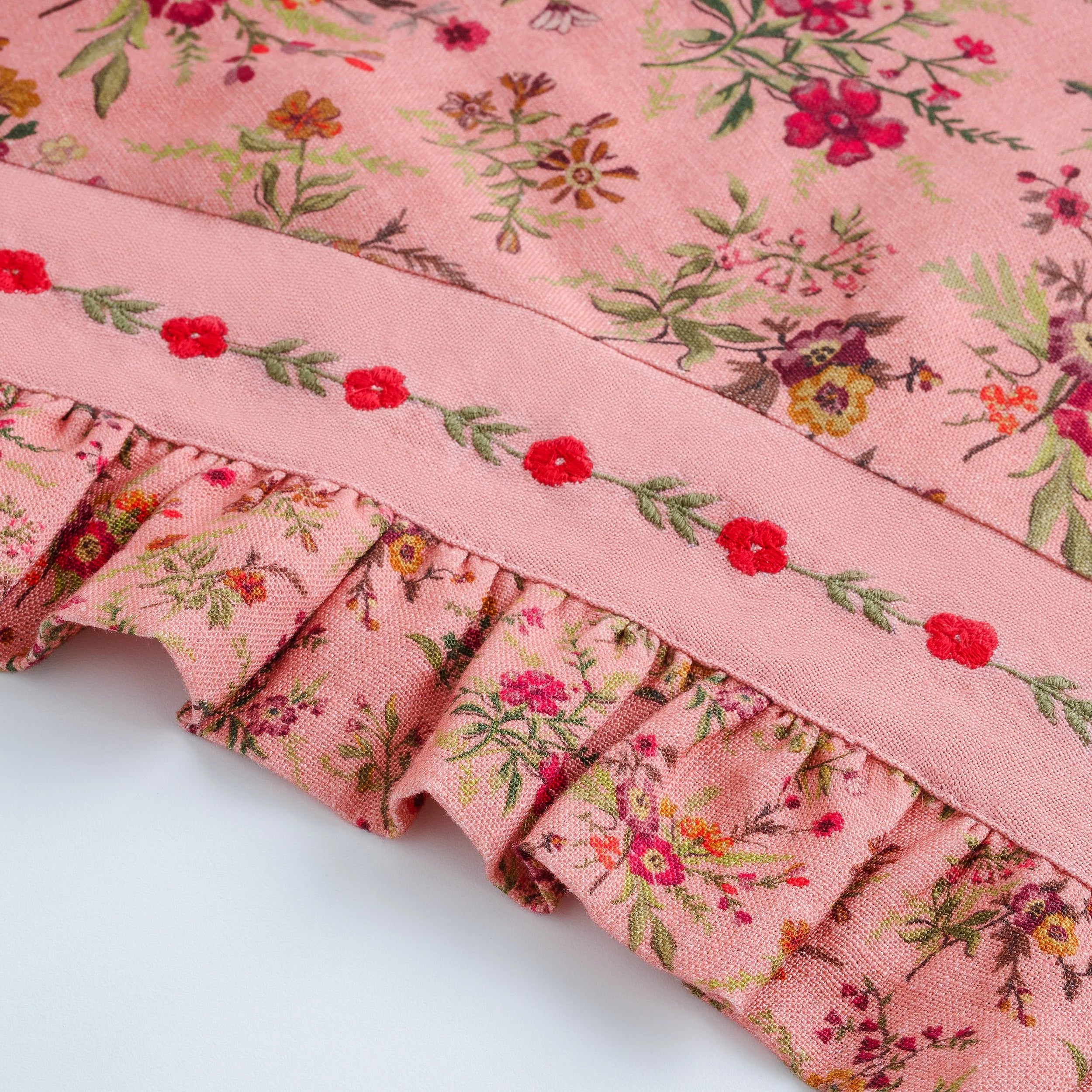 Prairie floral embroidered toran, peony