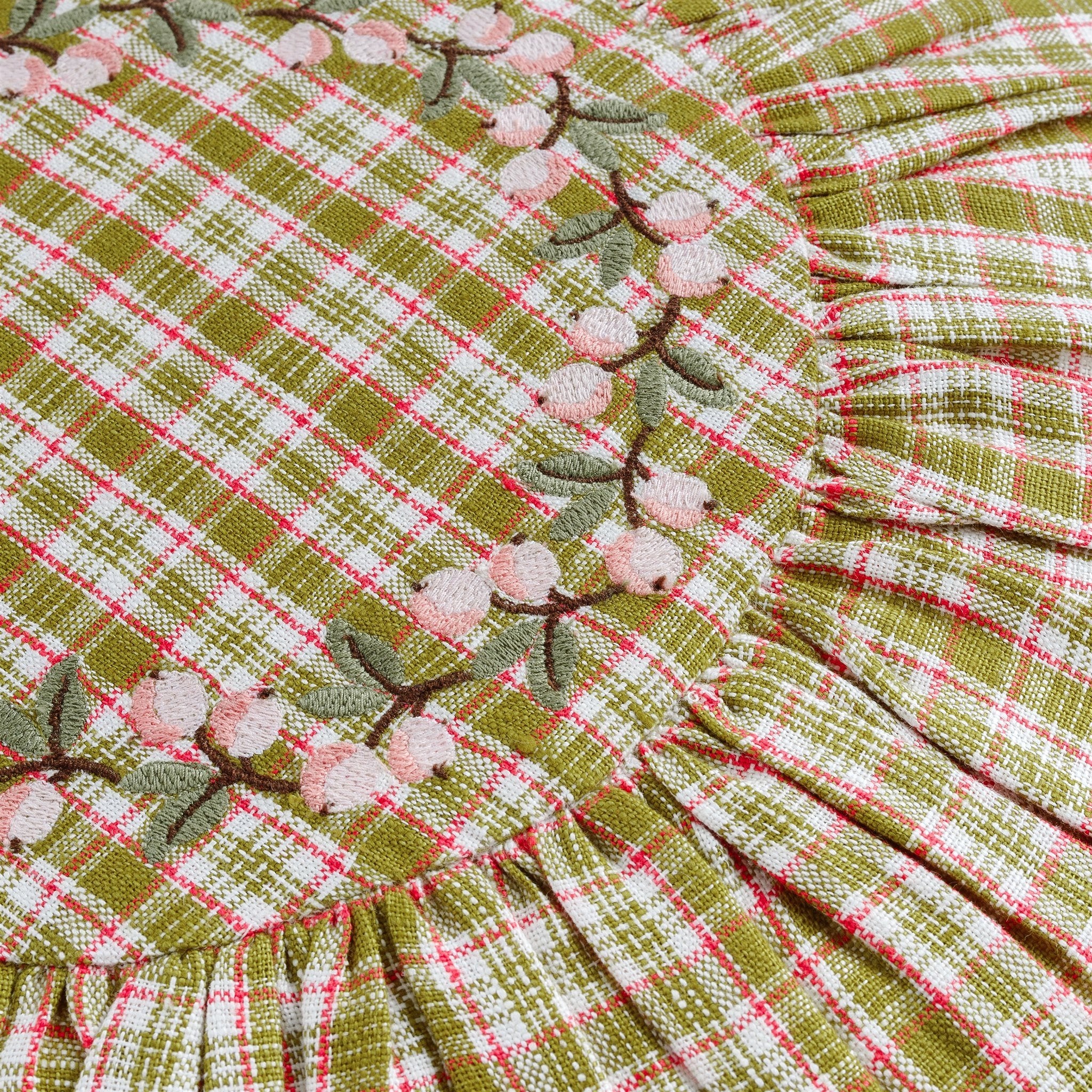 Aada gingham round cushion, chartreuse