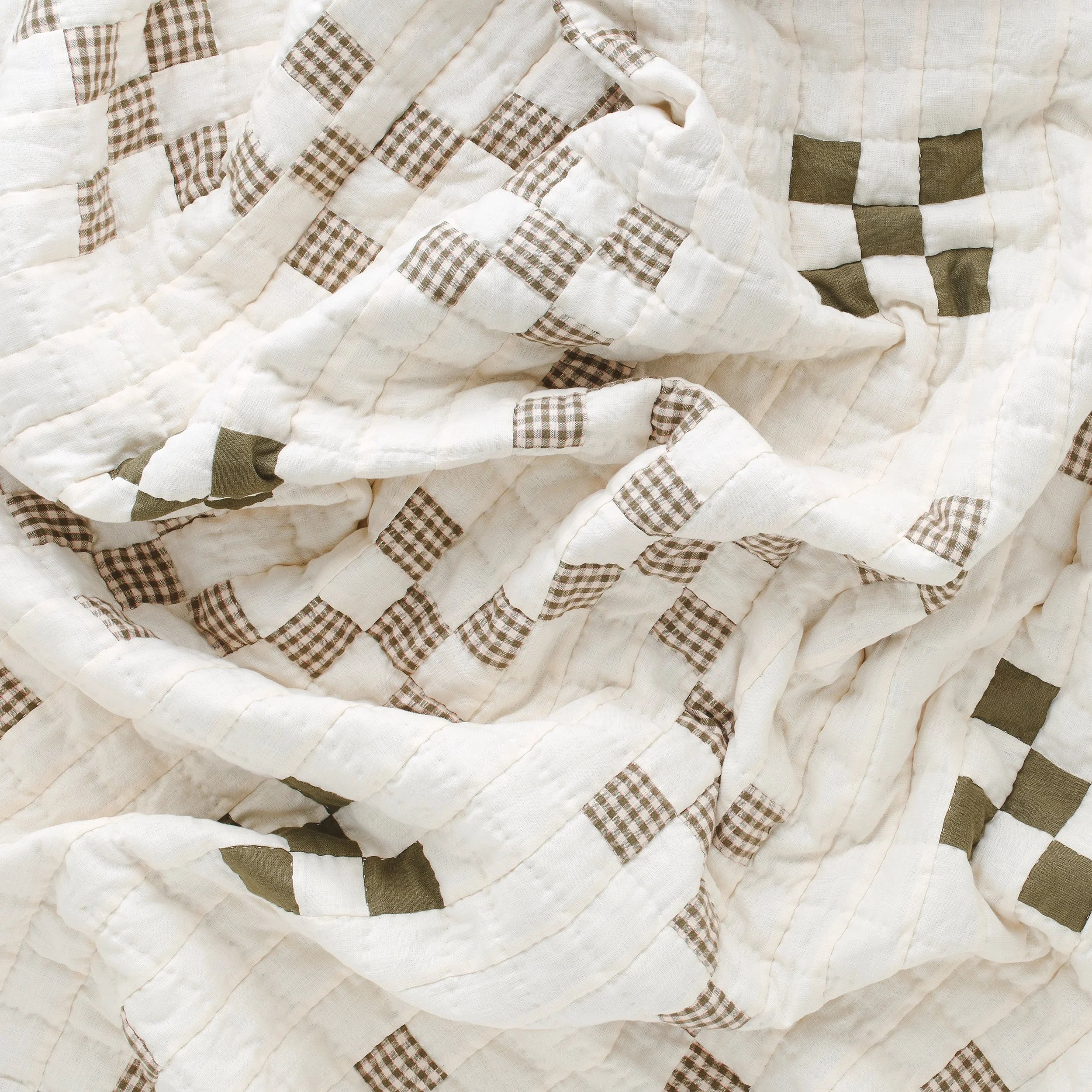Cadillo BABY quilt, olive