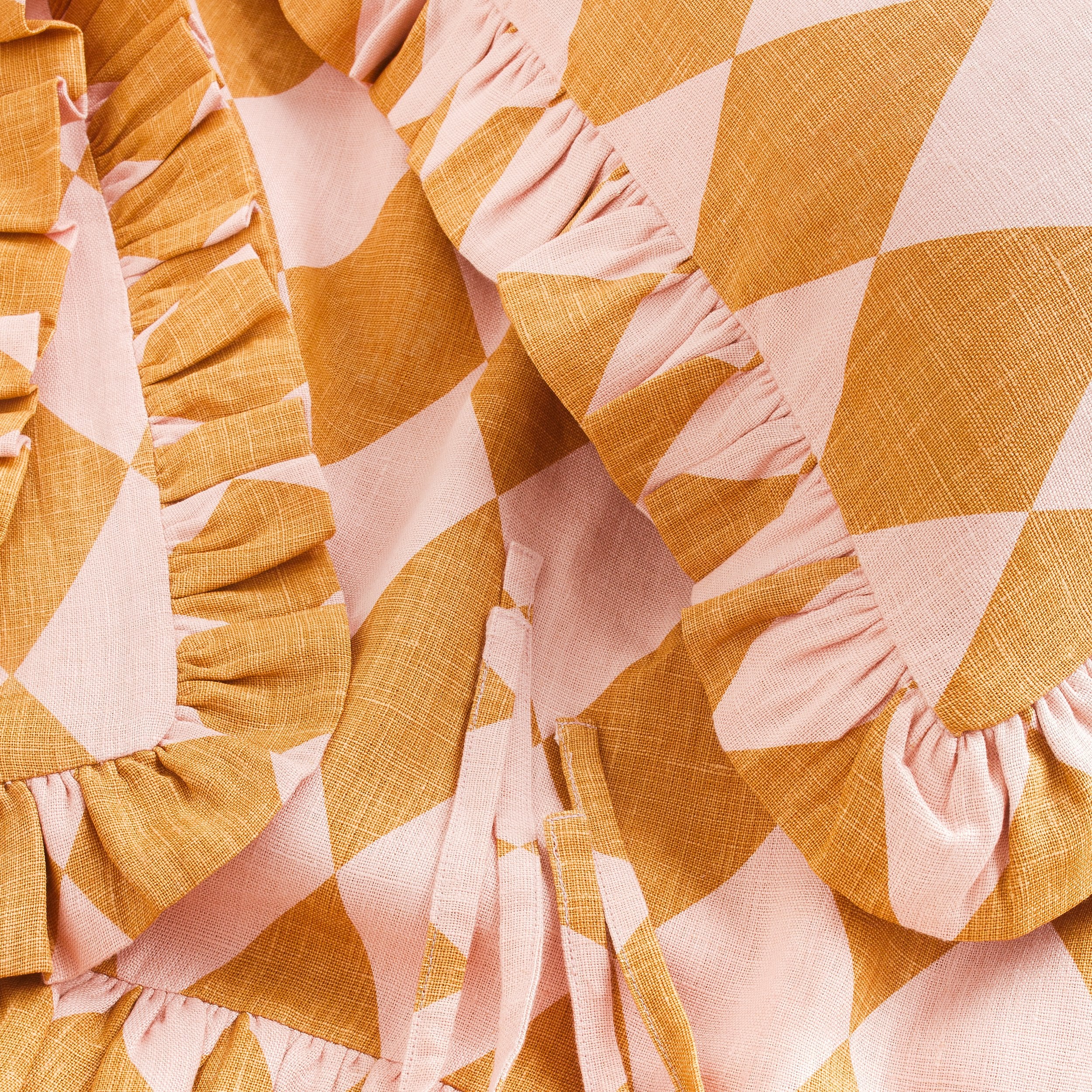 Harlequin bed set in a bag, mustard/peach