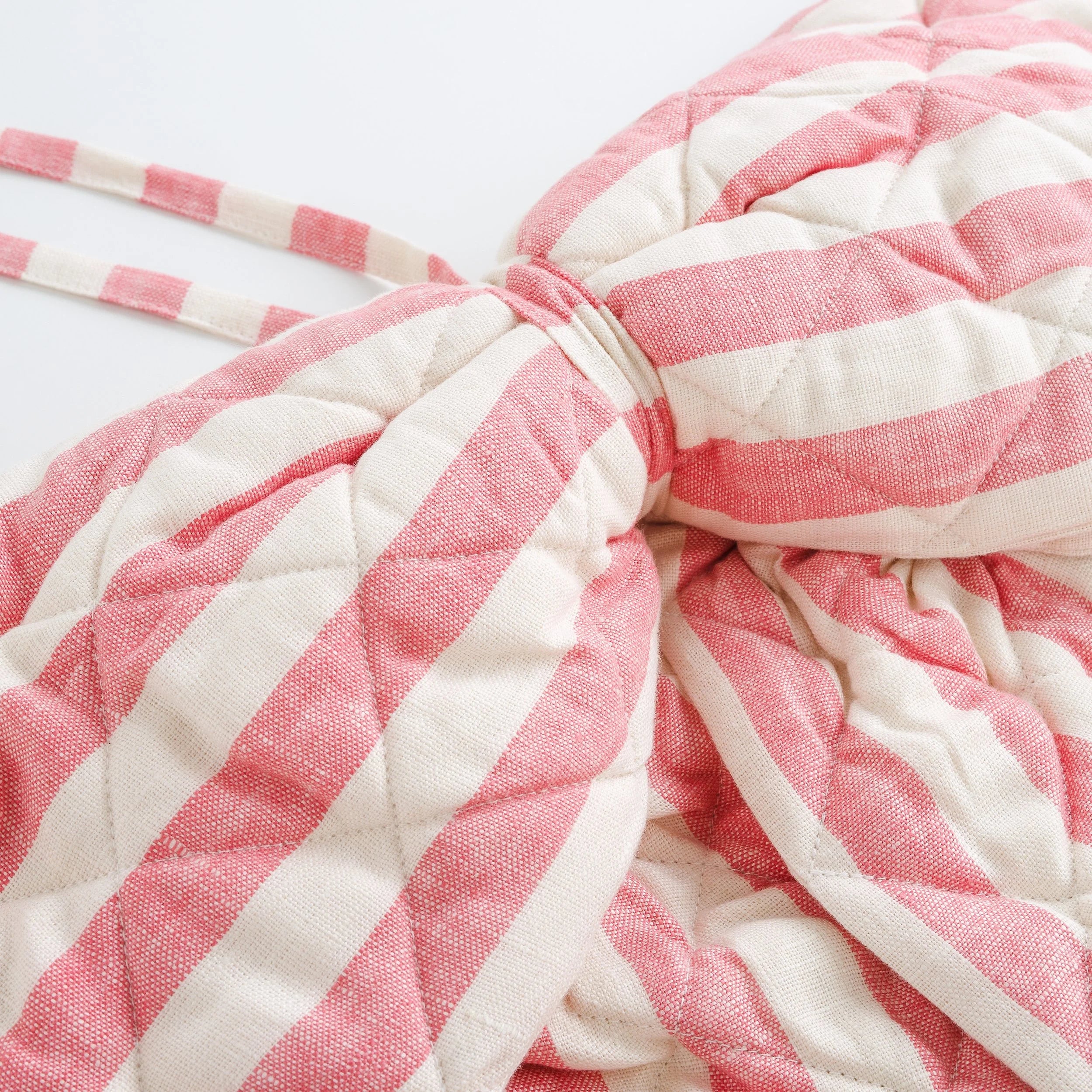 Candy stripe quilted bow, peony