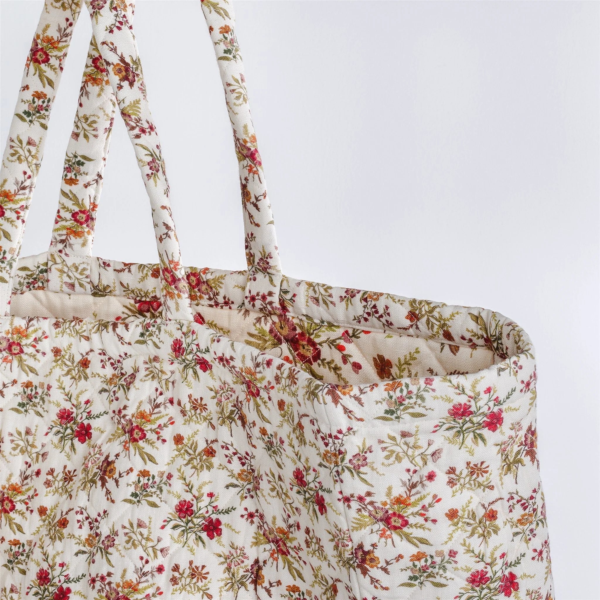 Prairie floral quilted bag, cream