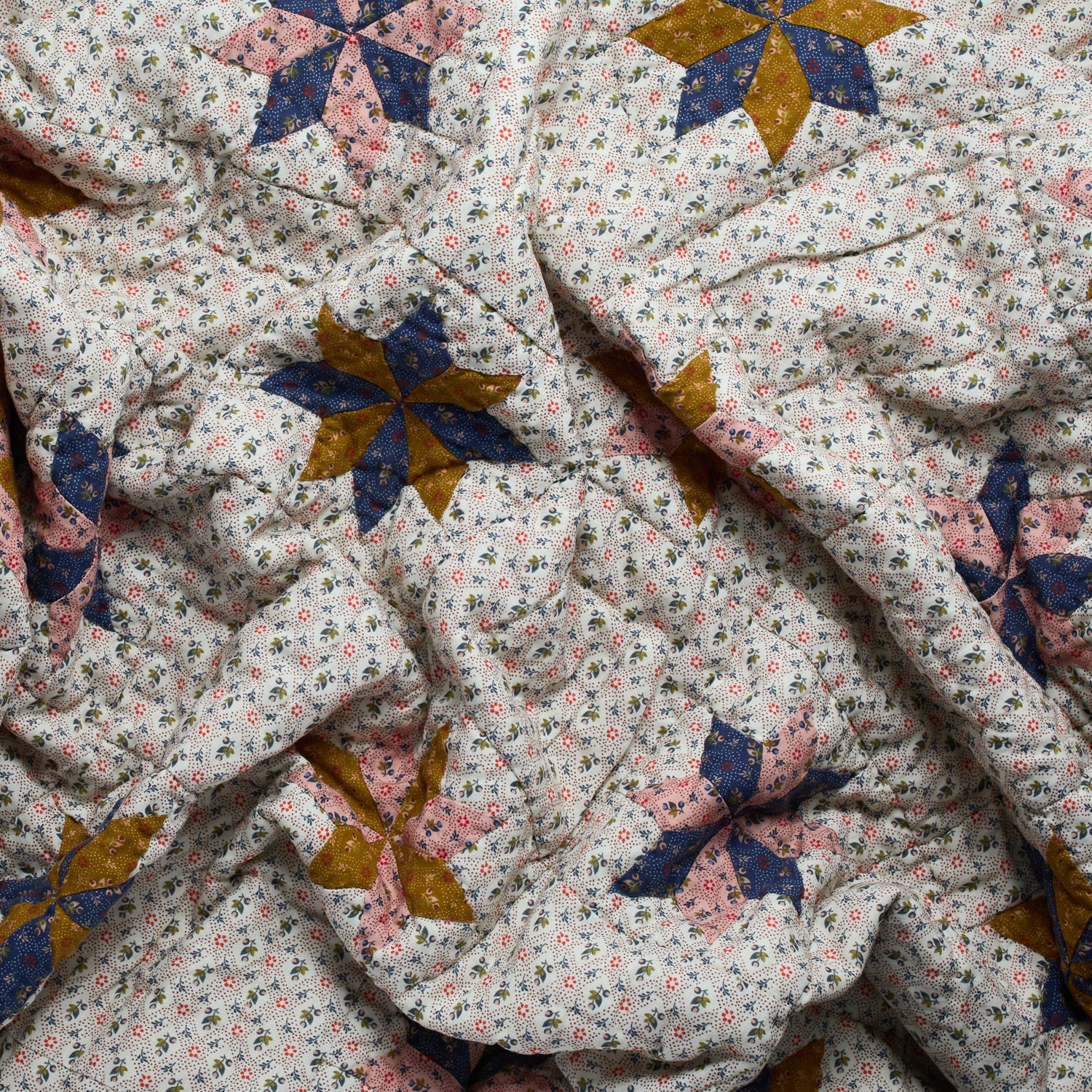 Tähti patchwork quilt, whisper cream