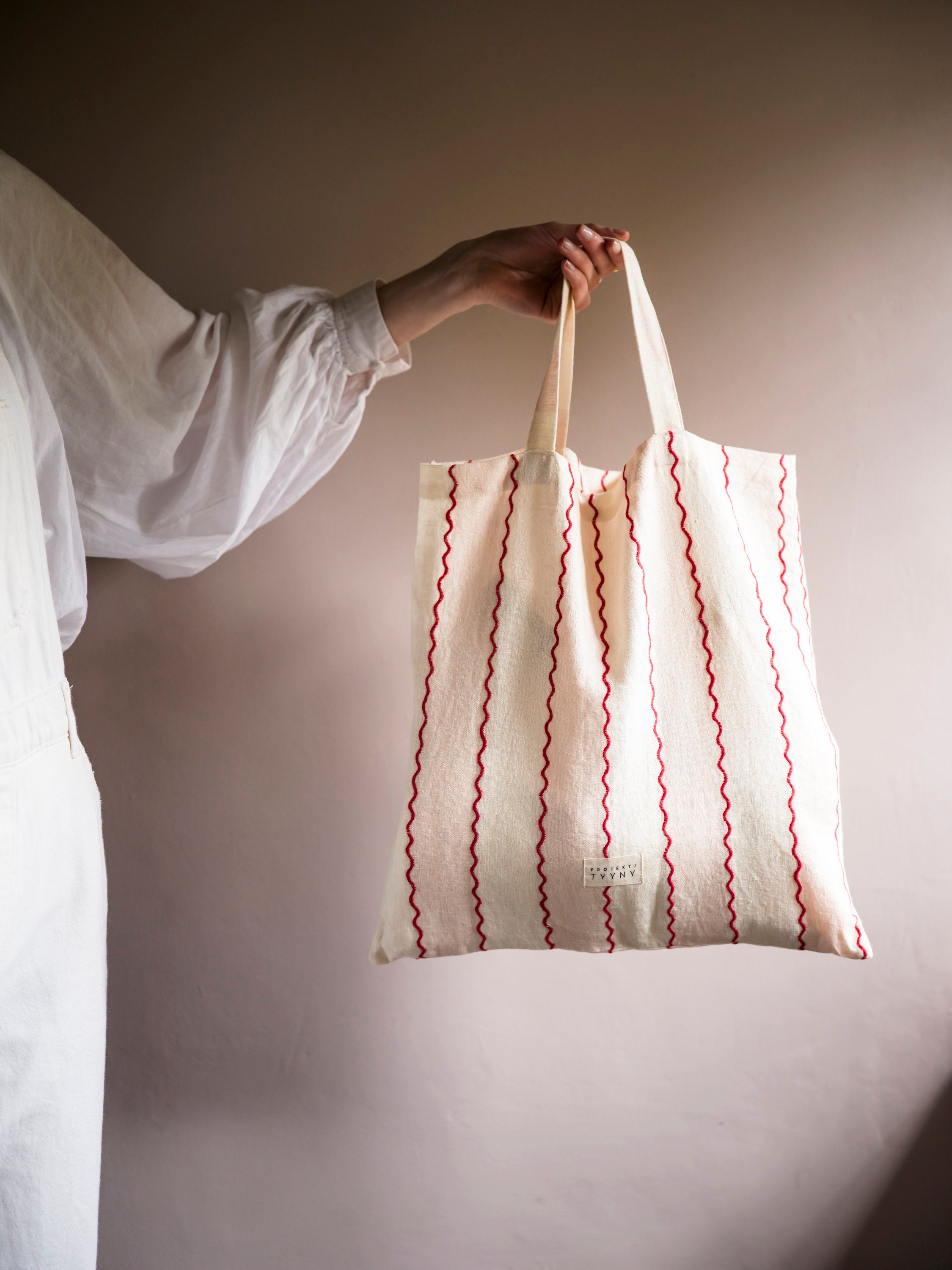 Marionette stripe embroidered curtains, a pair in a bag, pink/cream